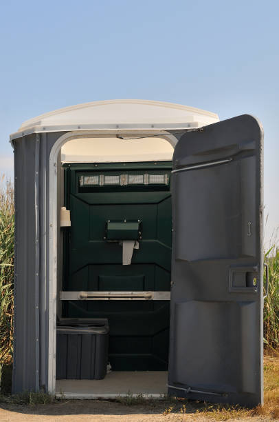 Portable Toilet Options We Offer in Strongsville, OH